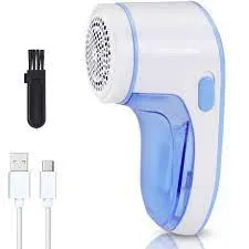 GEEPAS GRL63069 Lint Remover is an electric fabric shaver. It works on clothes made of wool, cotton, and upholstery. This portable bobble remover is battery-operated. It has a detachable lint collector and an auto shut-off safety feature